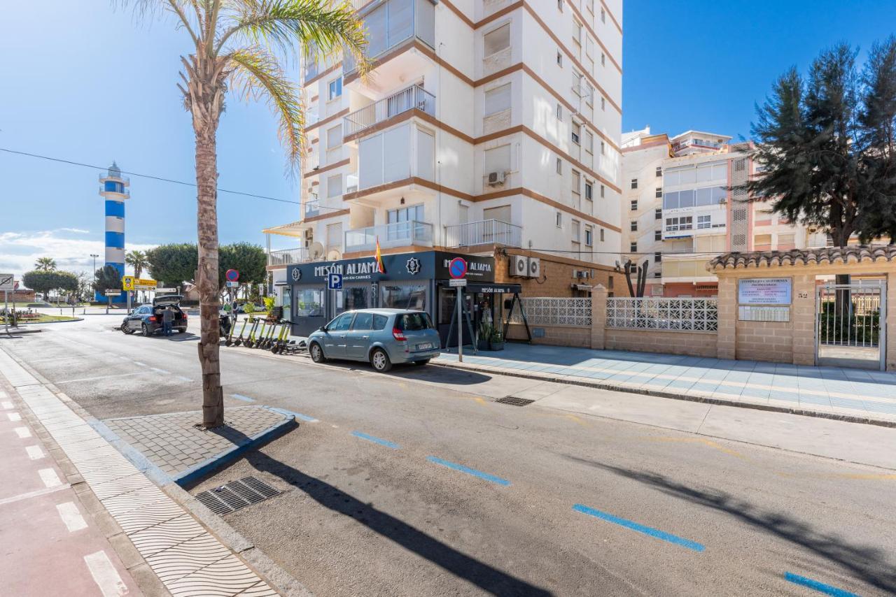 Seafront Apartment Torre Del Mar Exterior foto