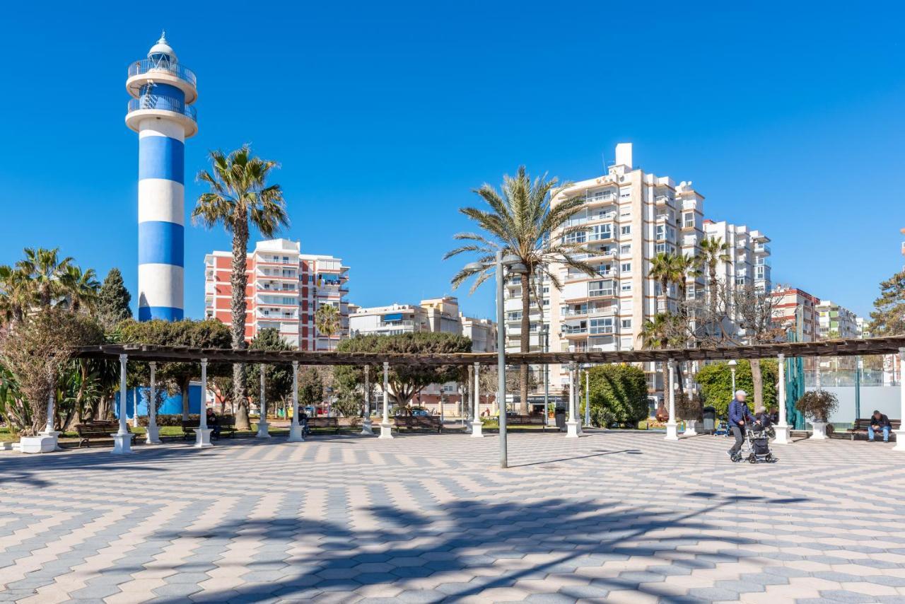 Seafront Apartment Torre Del Mar Exterior foto